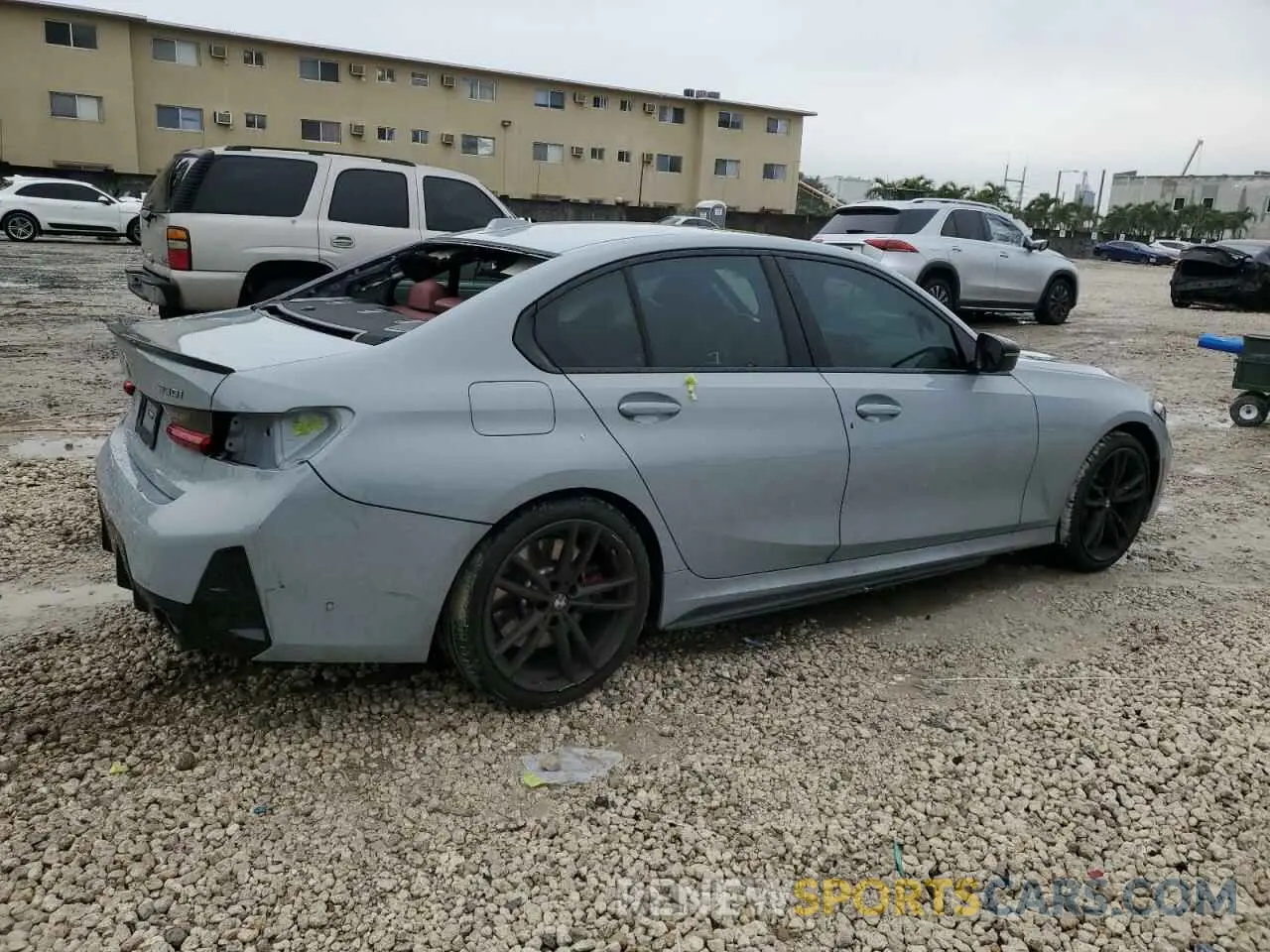 3 Photograph of a damaged car 3MW89FF04P8D31311 BMW 3 SERIES 2023