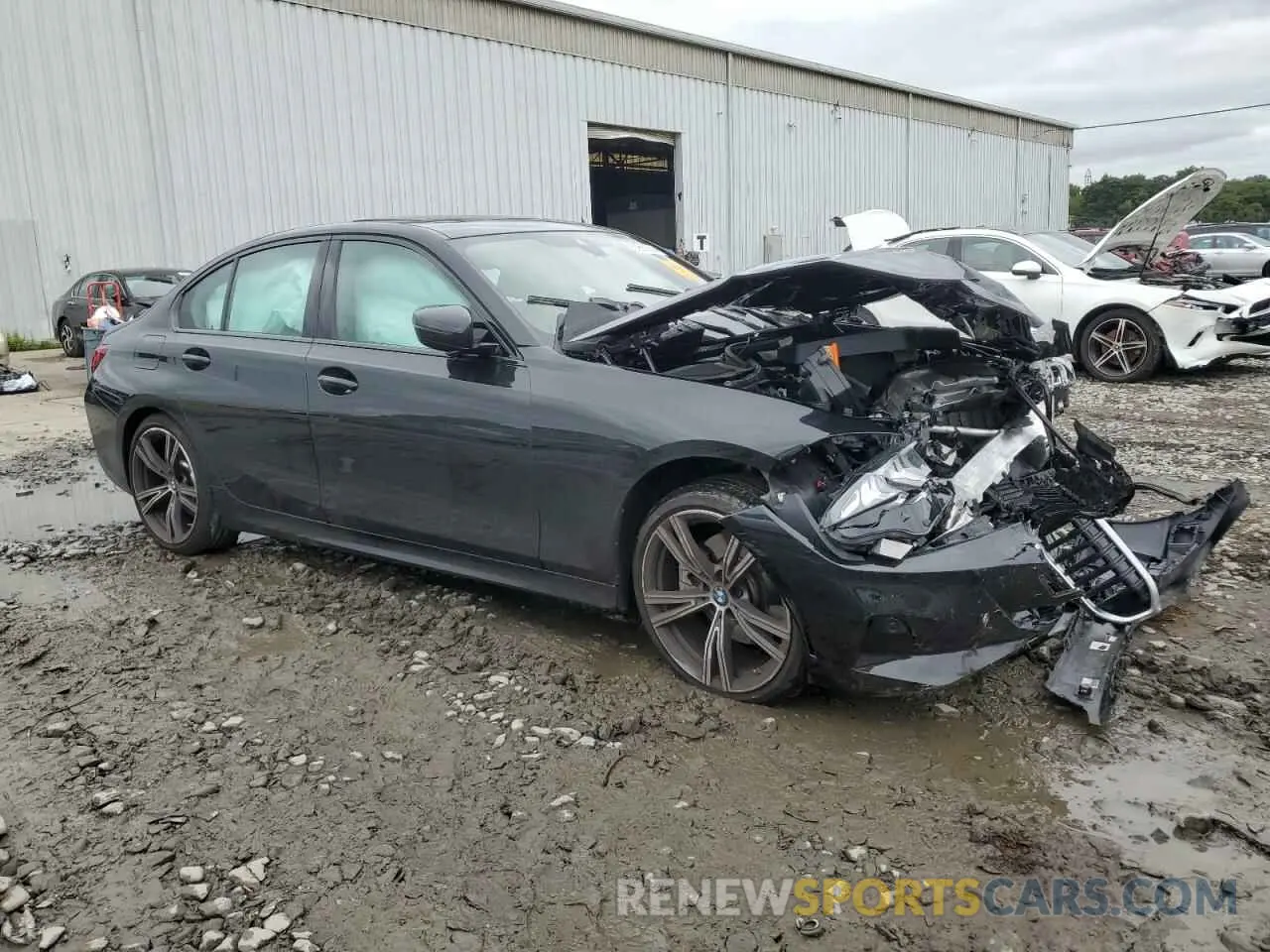4 Photograph of a damaged car 3MW89FF08P8D45566 BMW 3 SERIES 2023