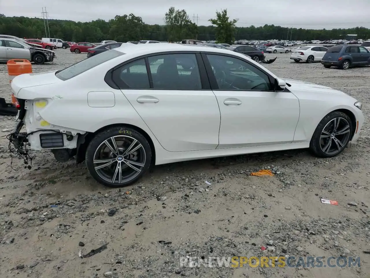 3 Photograph of a damaged car 3MW89FF09P8D71156 BMW 3 SERIES 2023