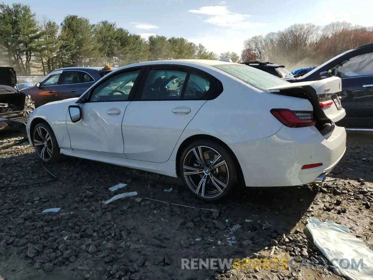 2 Photograph of a damaged car 3MW89FF0XP8D35184 BMW 3 SERIES 2023