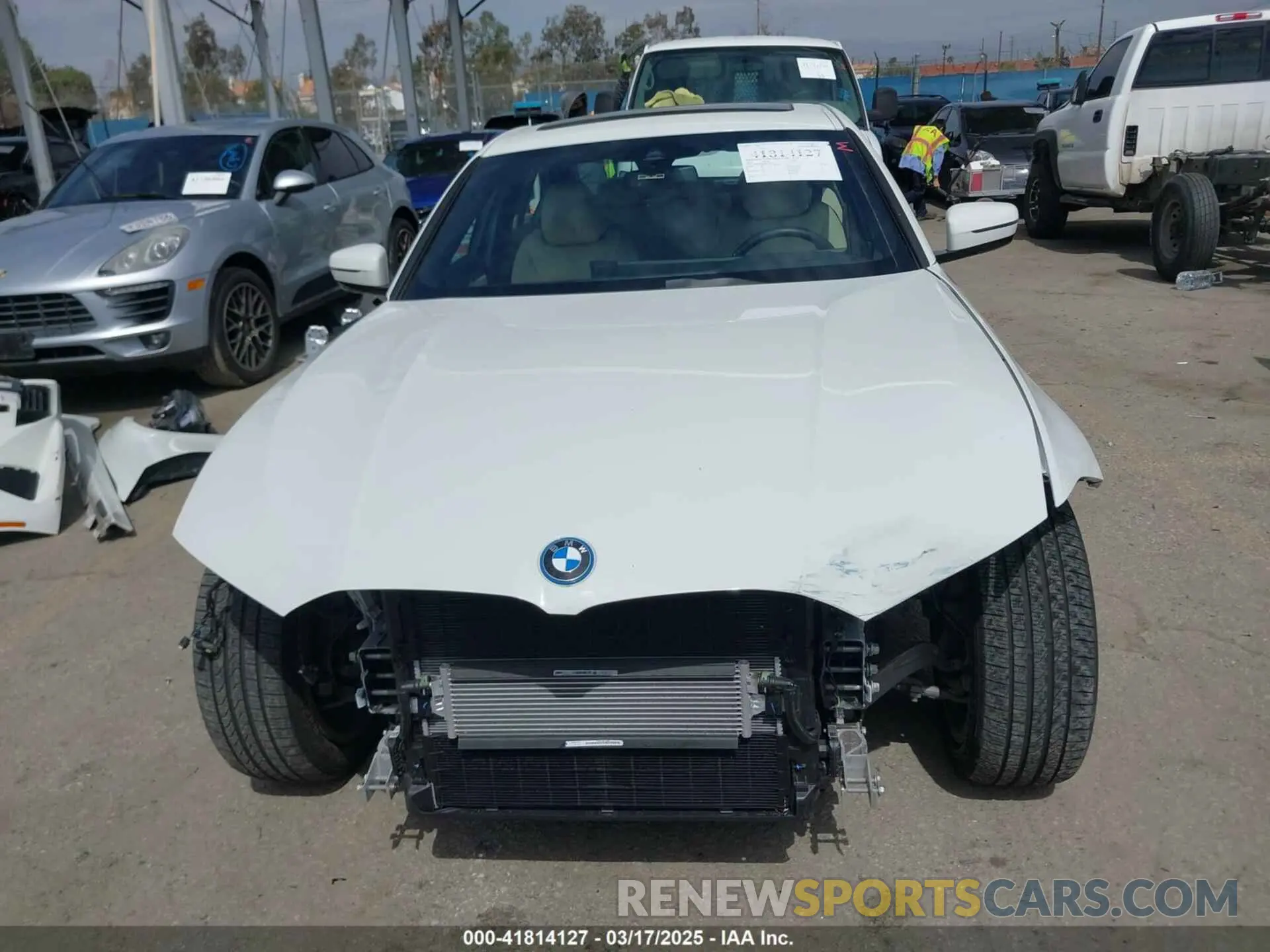 13 Photograph of a damaged car 3MW39FF00R8D79501 BMW 3 SERIES 2024