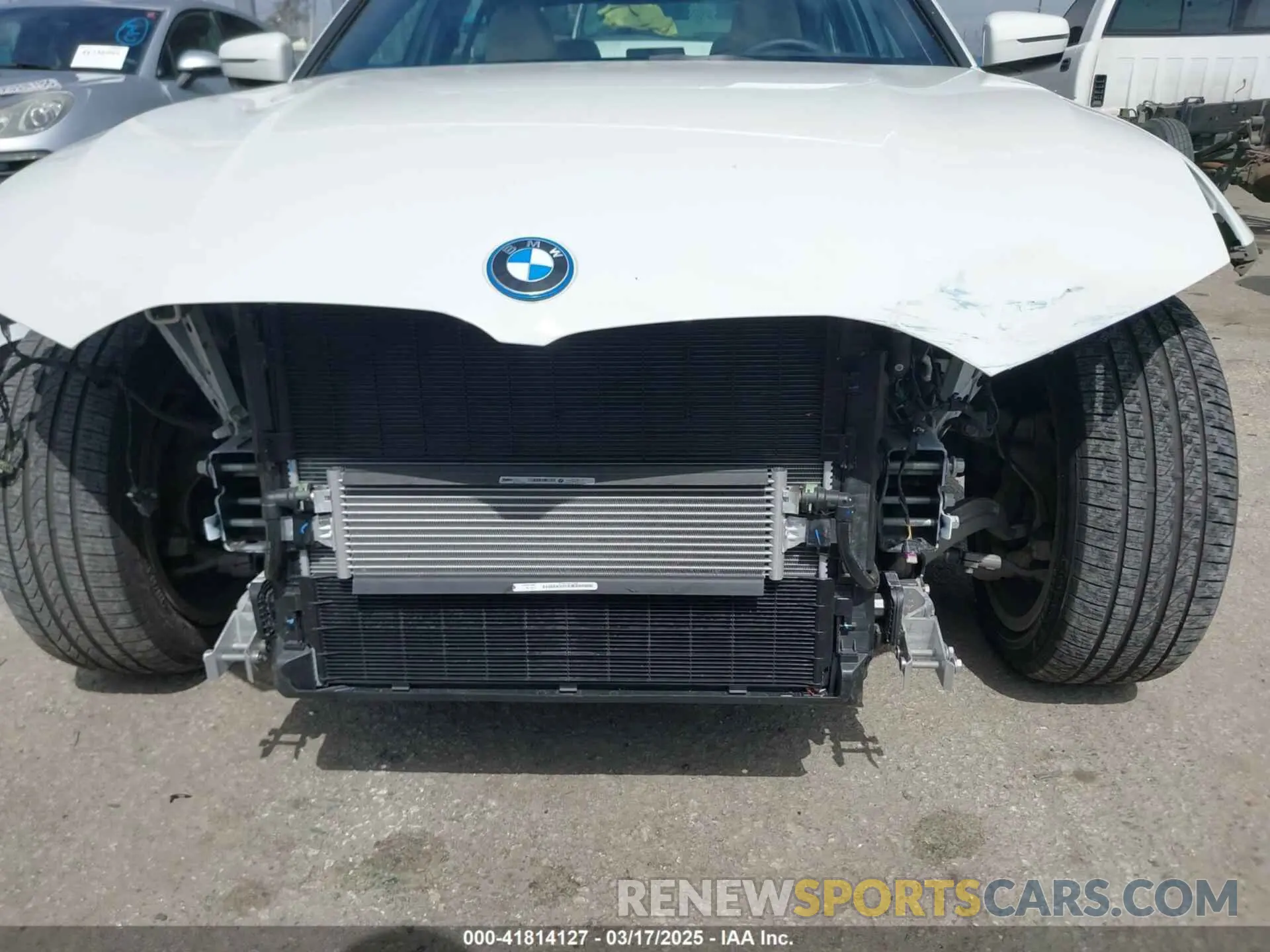 6 Photograph of a damaged car 3MW39FF00R8D79501 BMW 3 SERIES 2024
