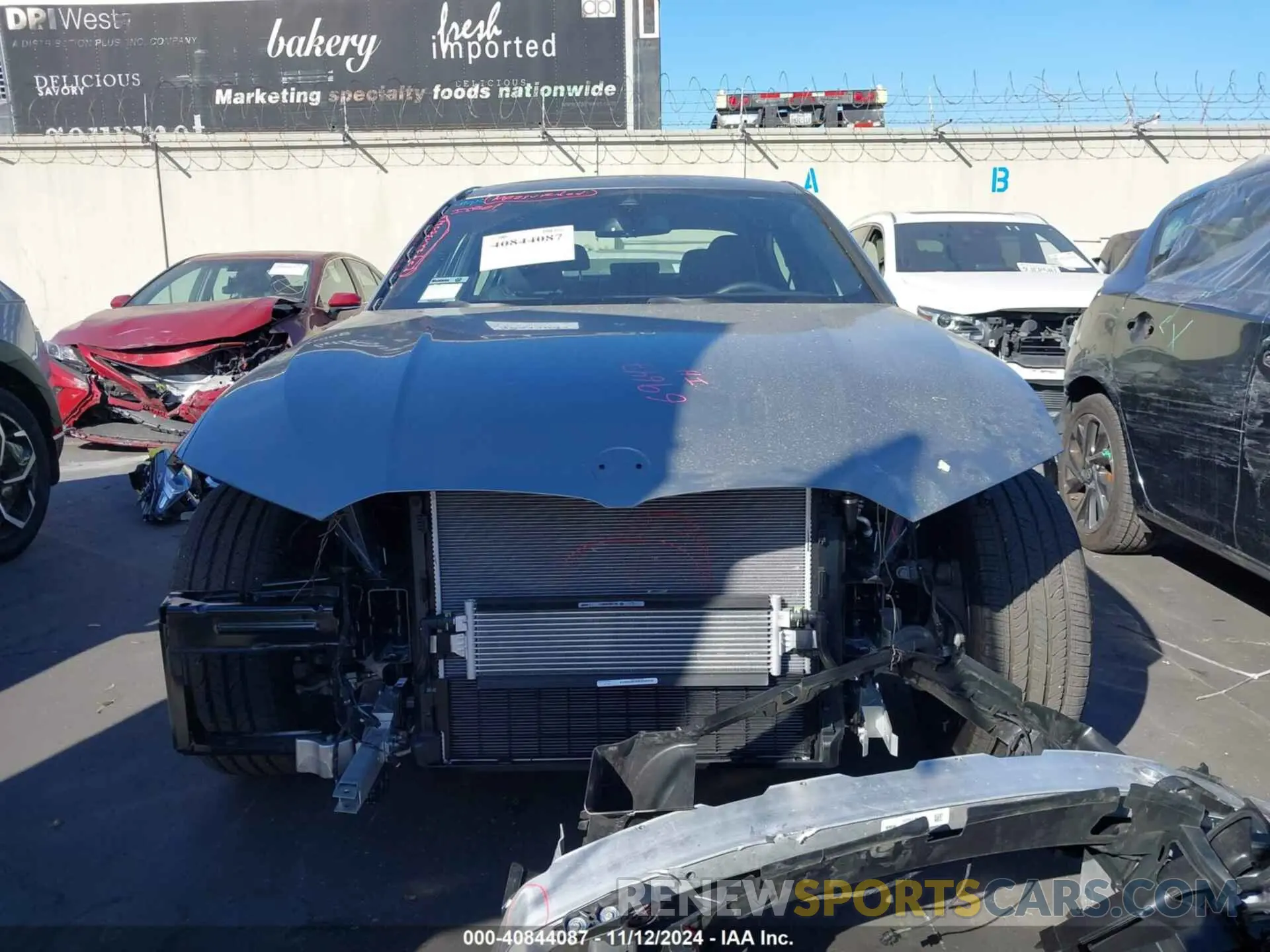 13 Photograph of a damaged car 3MW39FF03R8E71511 BMW 3 SERIES 2024