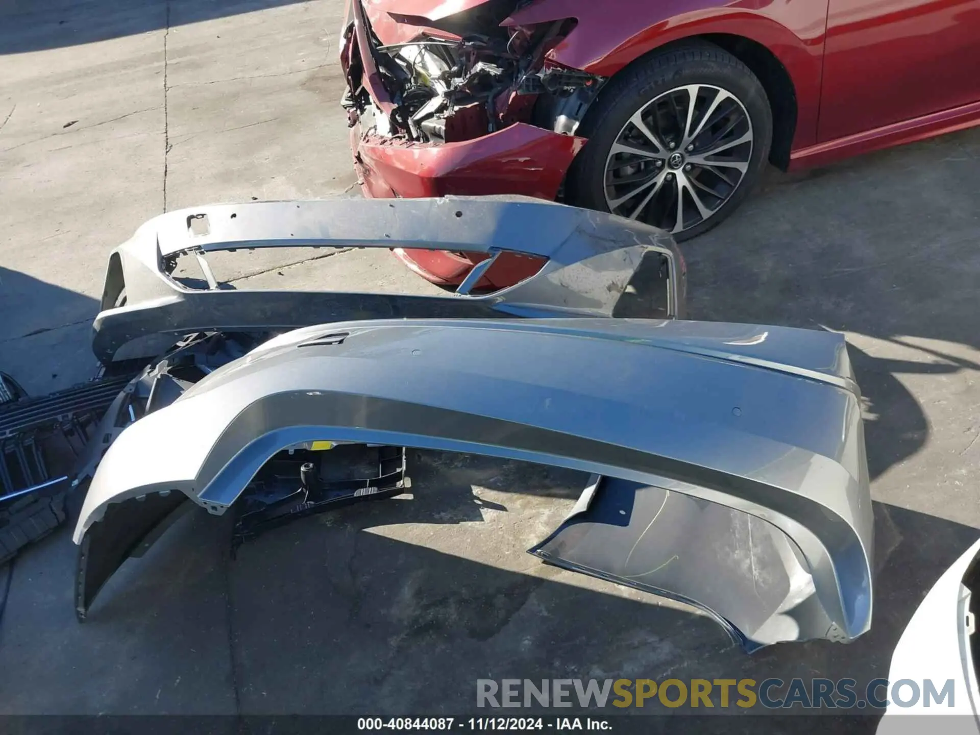 18 Photograph of a damaged car 3MW39FF03R8E71511 BMW 3 SERIES 2024