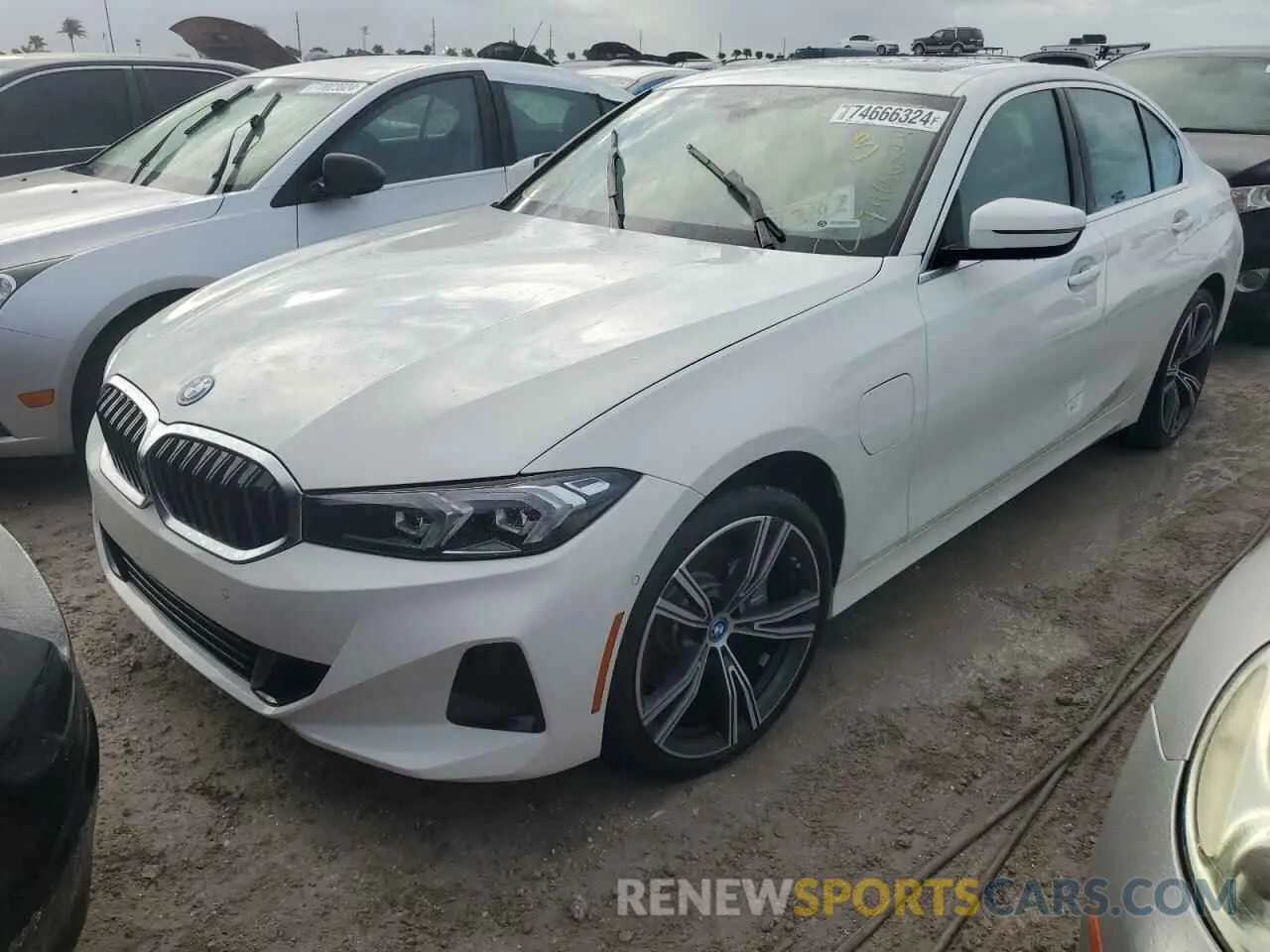 1 Photograph of a damaged car 3MW39FF09R8E27710 BMW 3 SERIES 2024