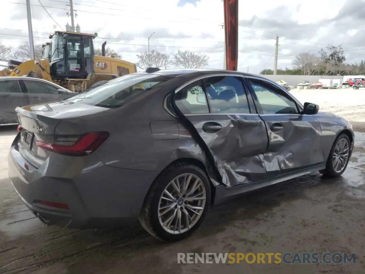 3 Photograph of a damaged car 3MW39FS01R8E67804 BMW 3 SERIES 2024