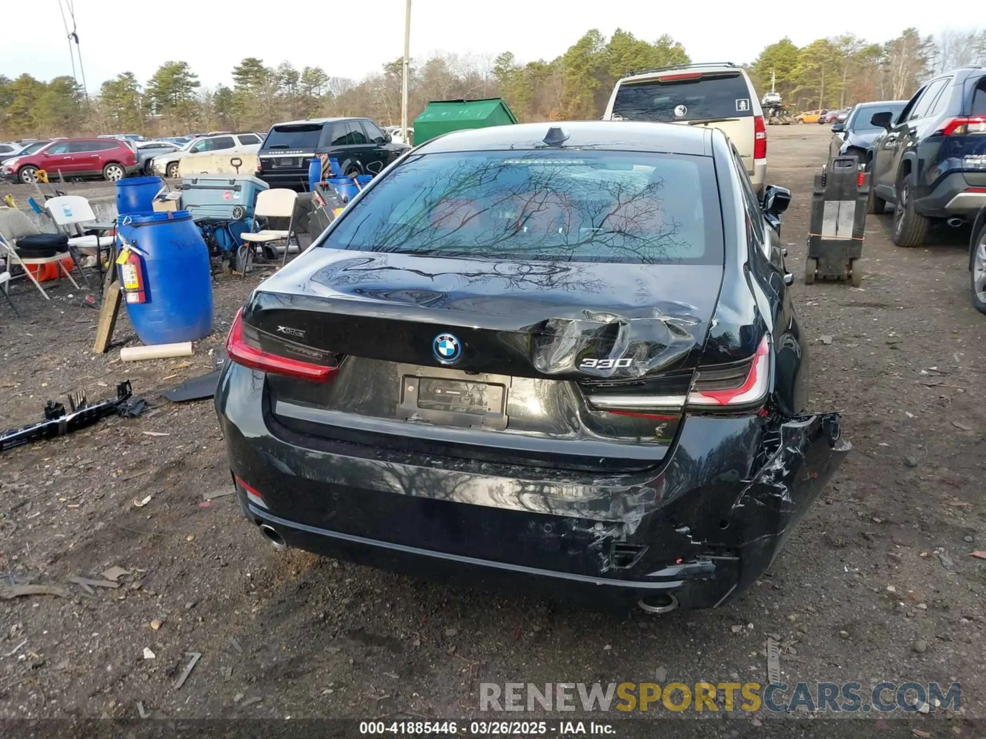 16 Photograph of a damaged car 3MW39FS02R8E35024 BMW 3 SERIES 2024