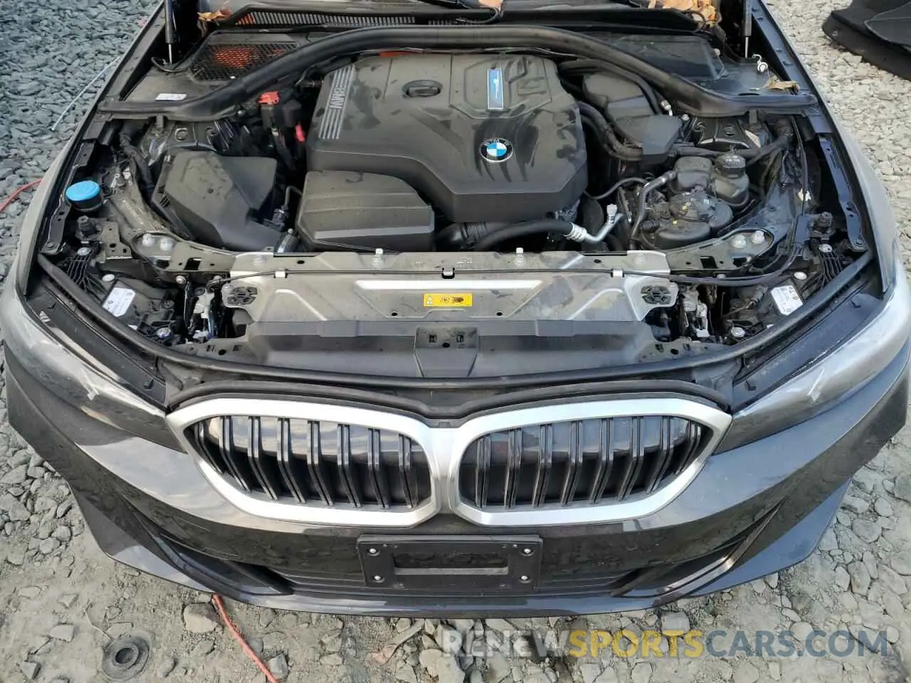 11 Photograph of a damaged car 3MW39FS08R8E41913 BMW 3 SERIES 2024