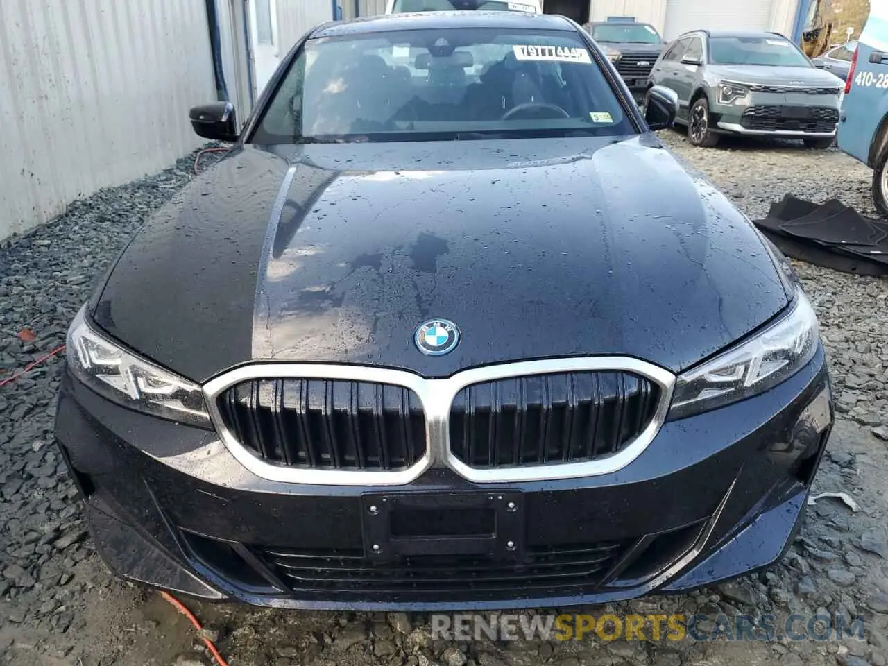 5 Photograph of a damaged car 3MW39FS08R8E41913 BMW 3 SERIES 2024