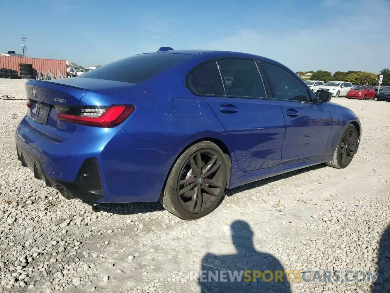 3 Photograph of a damaged car 3MW69FF00R8E04734 BMW 3 SERIES 2024