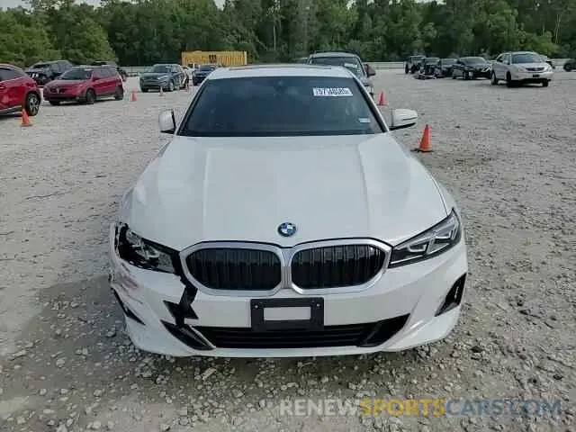 13 Photograph of a damaged car 3MW69FF01R8E09358 BMW 3 SERIES 2024