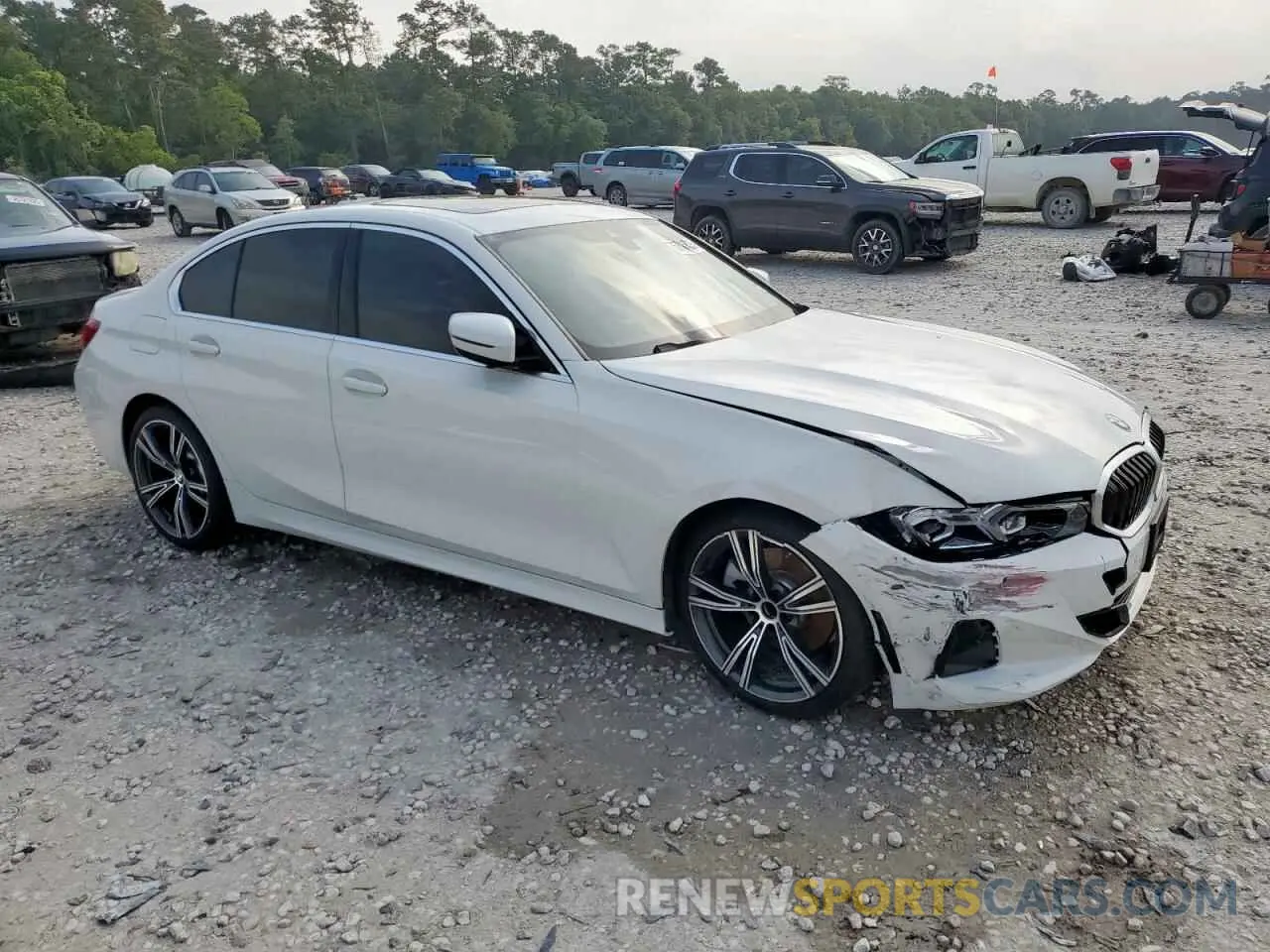 4 Photograph of a damaged car 3MW69FF01R8E09358 BMW 3 SERIES 2024