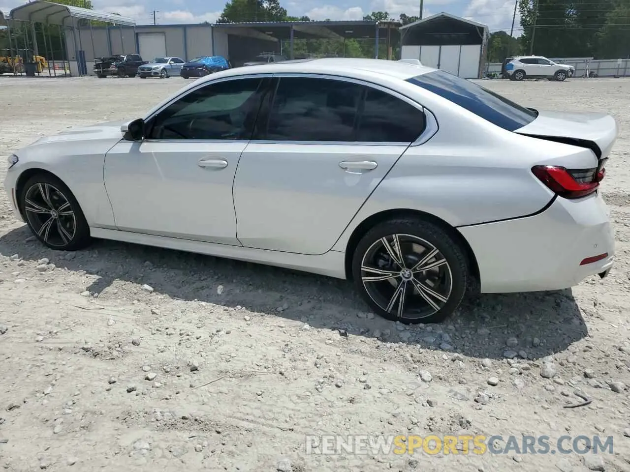 2 Photograph of a damaged car 3MW69FF01R8E20554 BMW 3 SERIES 2024