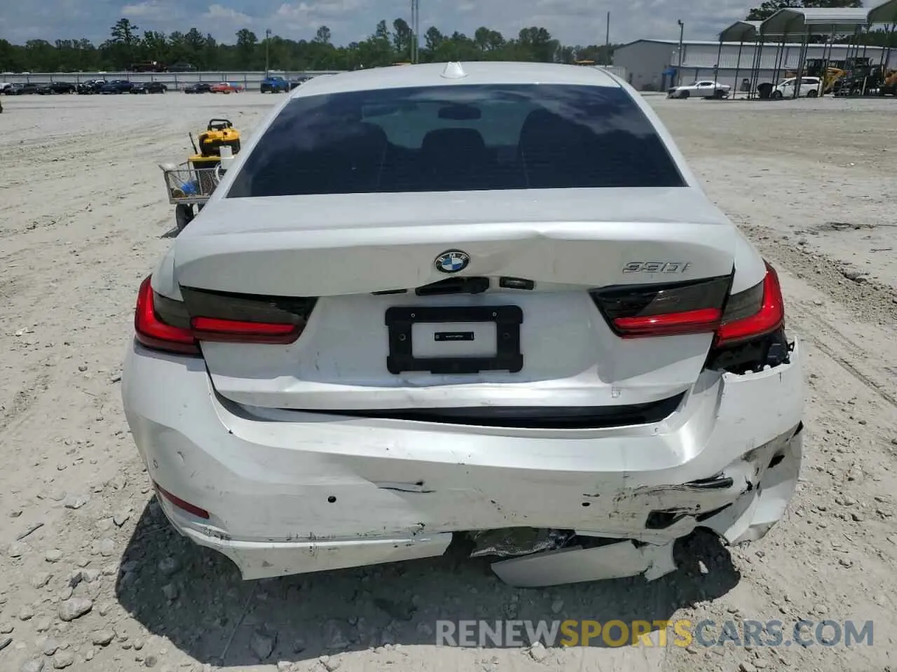 6 Photograph of a damaged car 3MW69FF01R8E20554 BMW 3 SERIES 2024