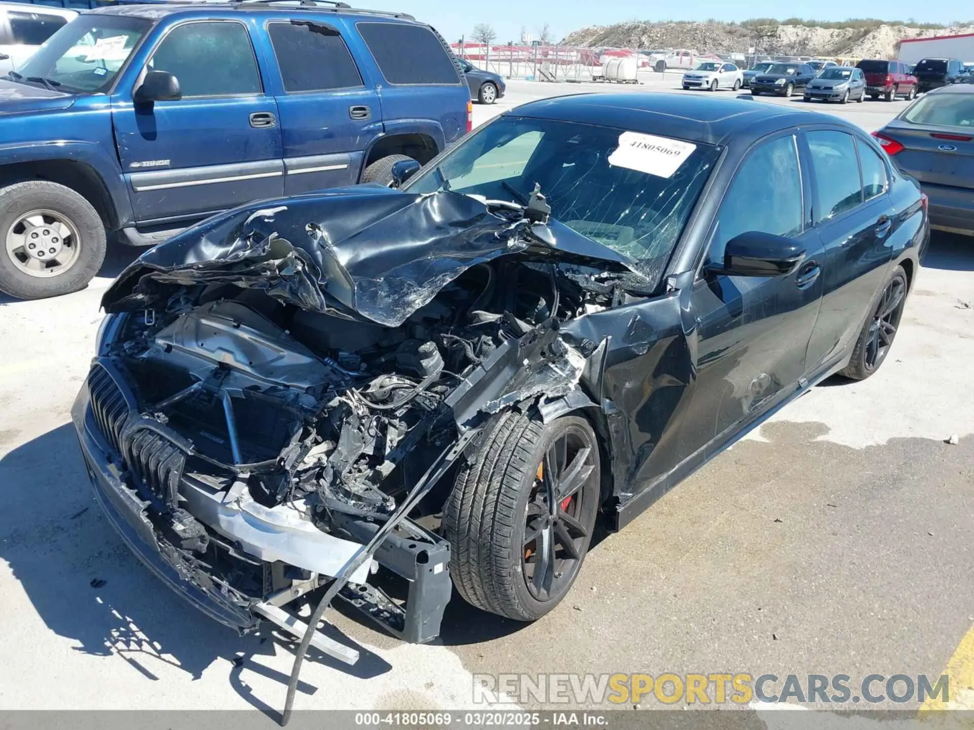 2 Photograph of a damaged car 3MW69FF01R8E75988 BMW 3 SERIES 2024