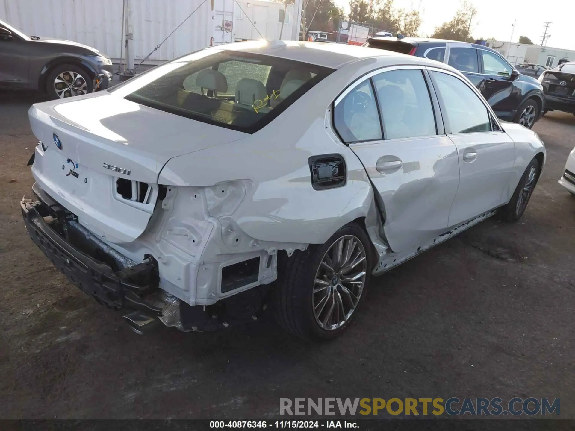 4 Photograph of a damaged car 3MW69FF02R8E04394 BMW 3 SERIES 2024