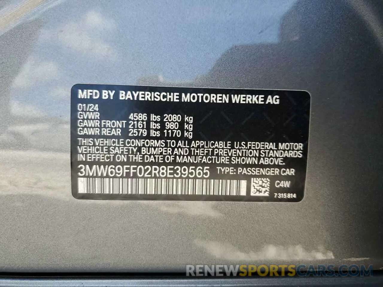 12 Photograph of a damaged car 3MW69FF02R8E39565 BMW 3 SERIES 2024