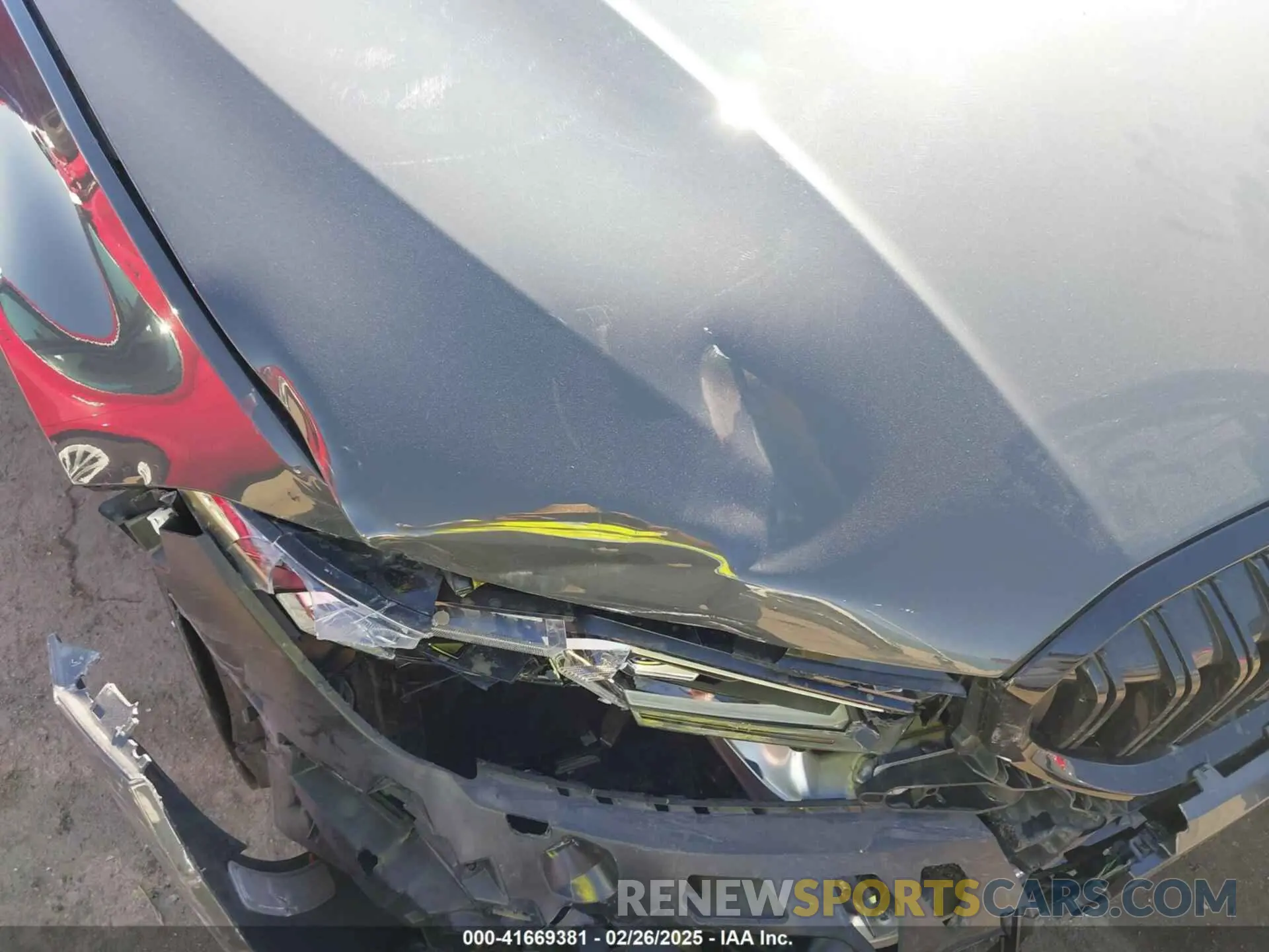 18 Photograph of a damaged car 3MW69FF04R8E27076 BMW 3 SERIES 2024