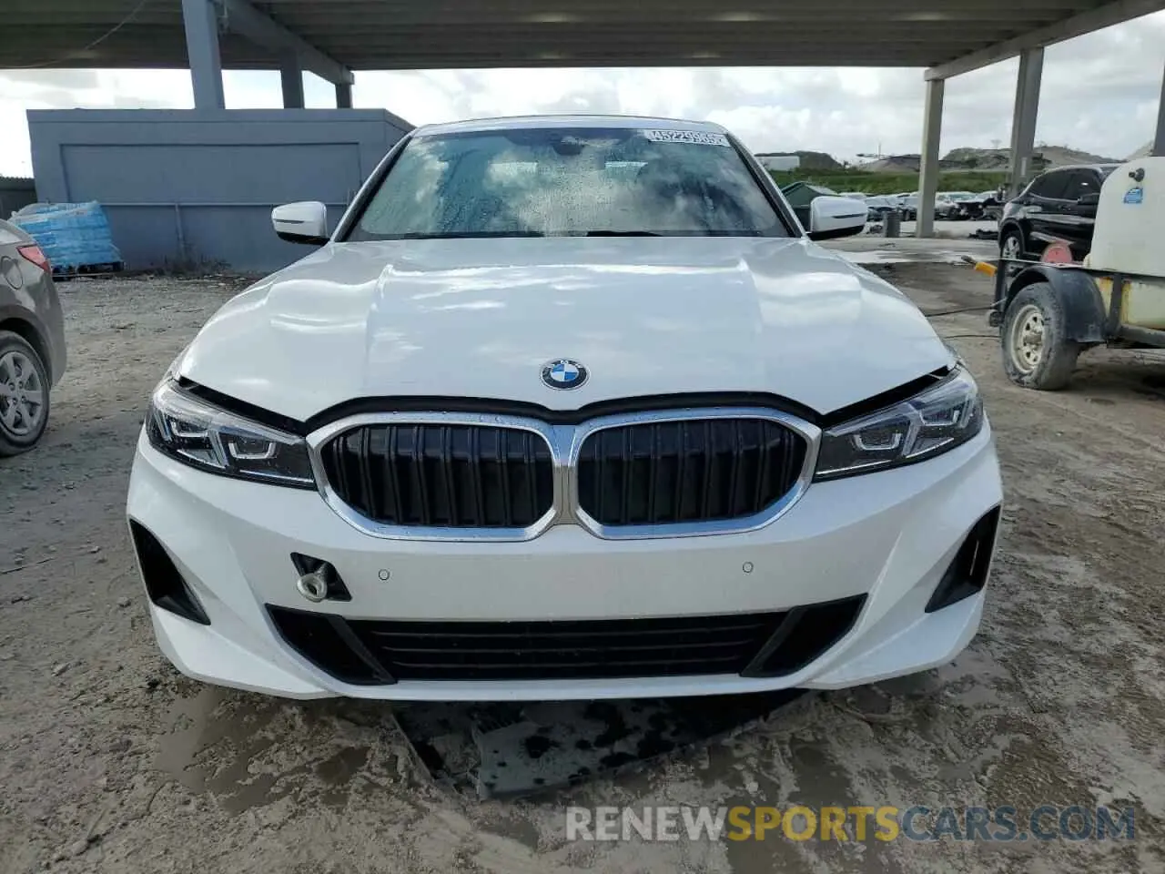 5 Photograph of a damaged car 3MW69FF05R8D83542 BMW 3 SERIES 2024