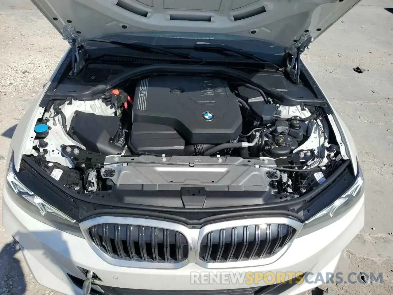 11 Photograph of a damaged car 3MW69FF06R8E24468 BMW 3 SERIES 2024