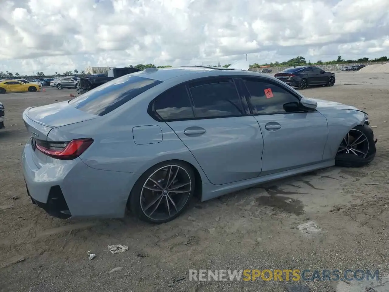 3 Photograph of a damaged car 3MW69FF06R8E74285 BMW 3 SERIES 2024