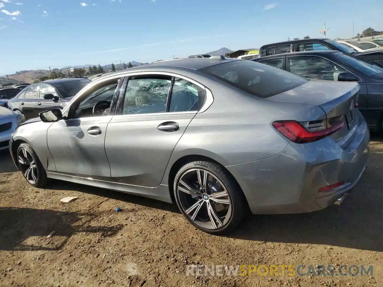 2 Photograph of a damaged car 3MW69FF06R8E82158 BMW 3 SERIES 2024