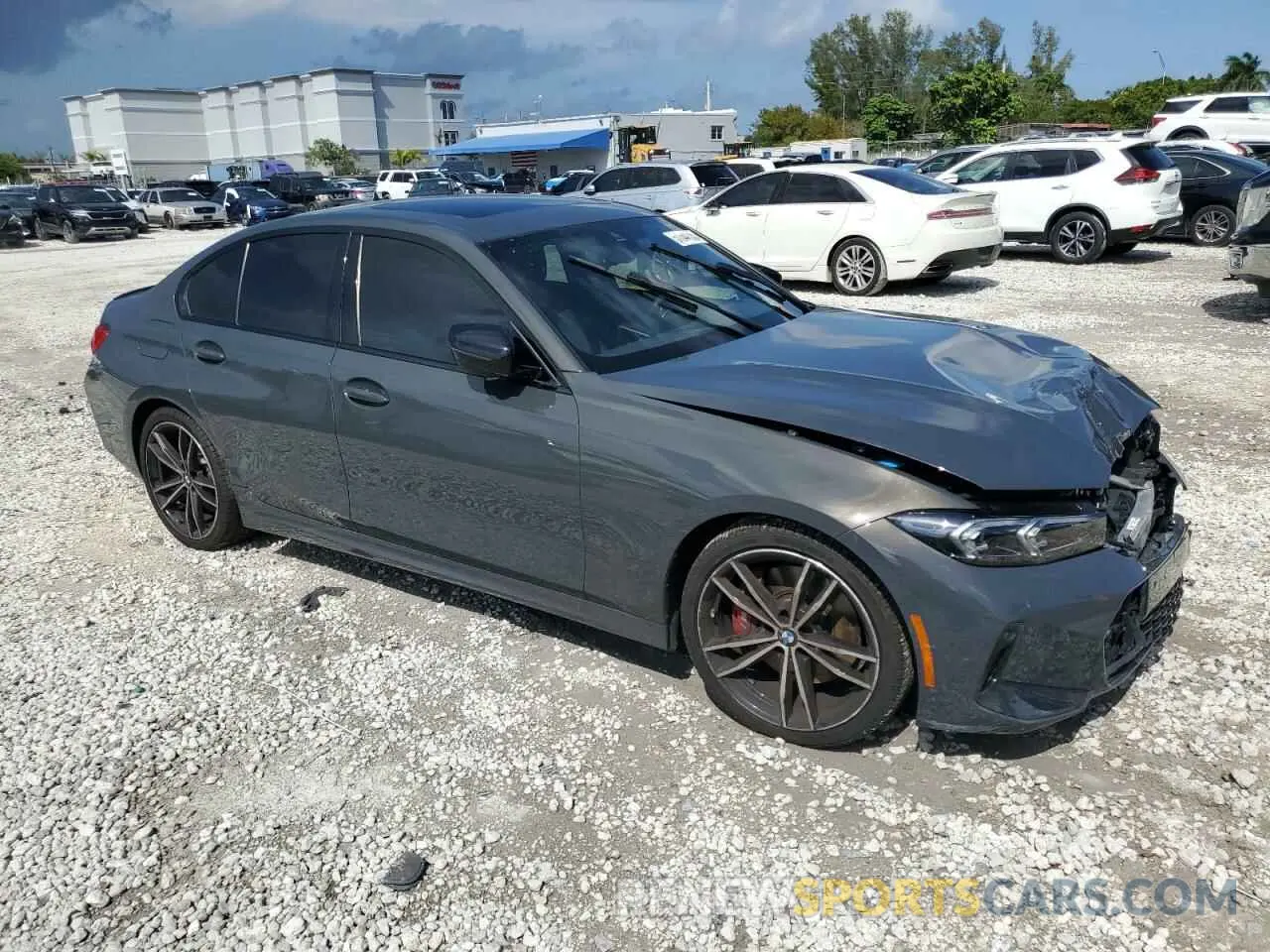 4 Photograph of a damaged car 3MW69FF07R8E22597 BMW 3 SERIES 2024