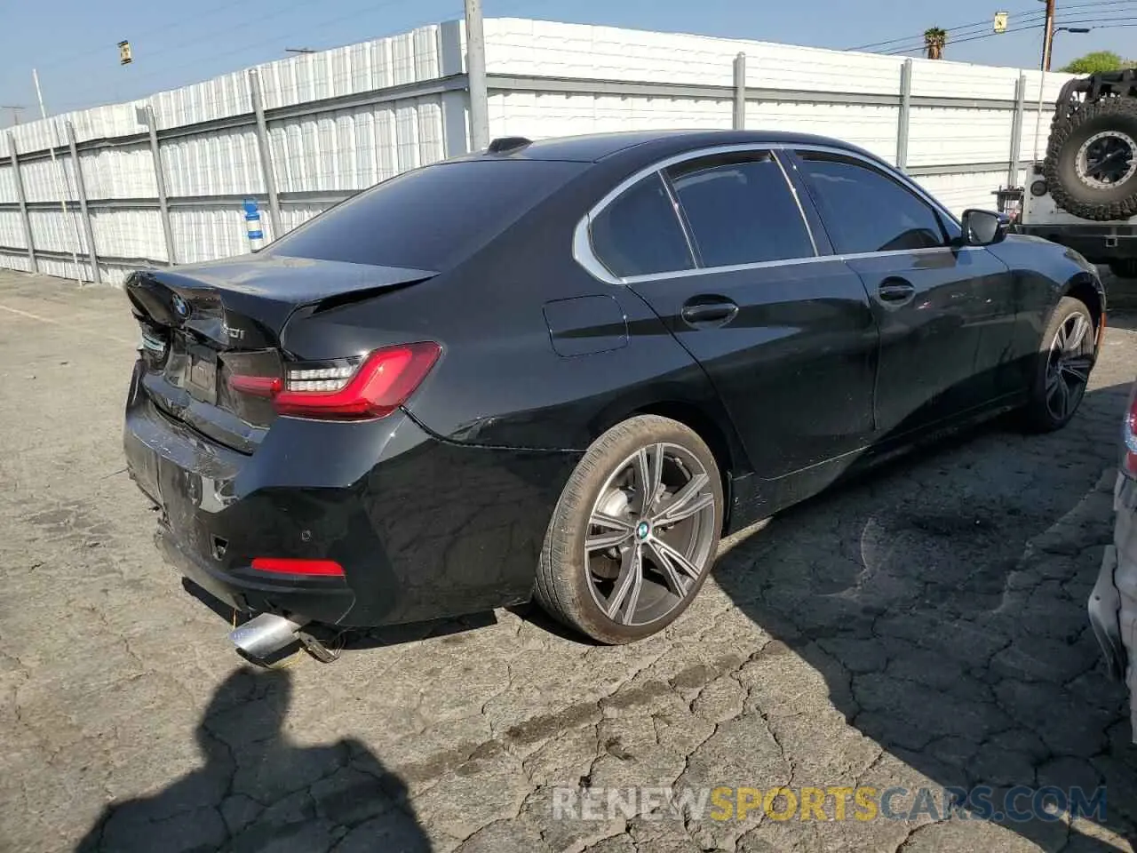 3 Photograph of a damaged car 3MW69FF08R8D88380 BMW 3 SERIES 2024