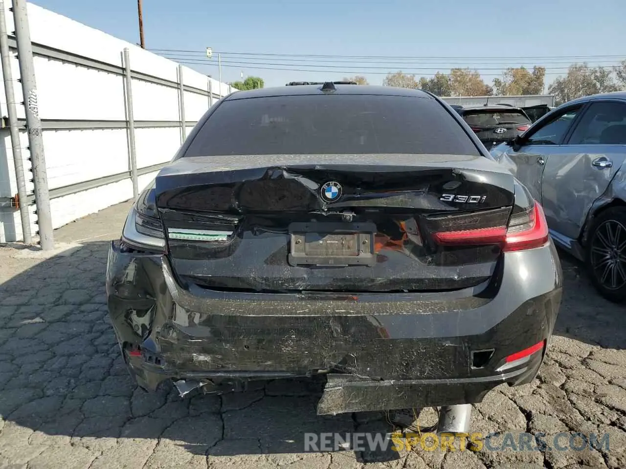 6 Photograph of a damaged car 3MW69FF08R8D88380 BMW 3 SERIES 2024