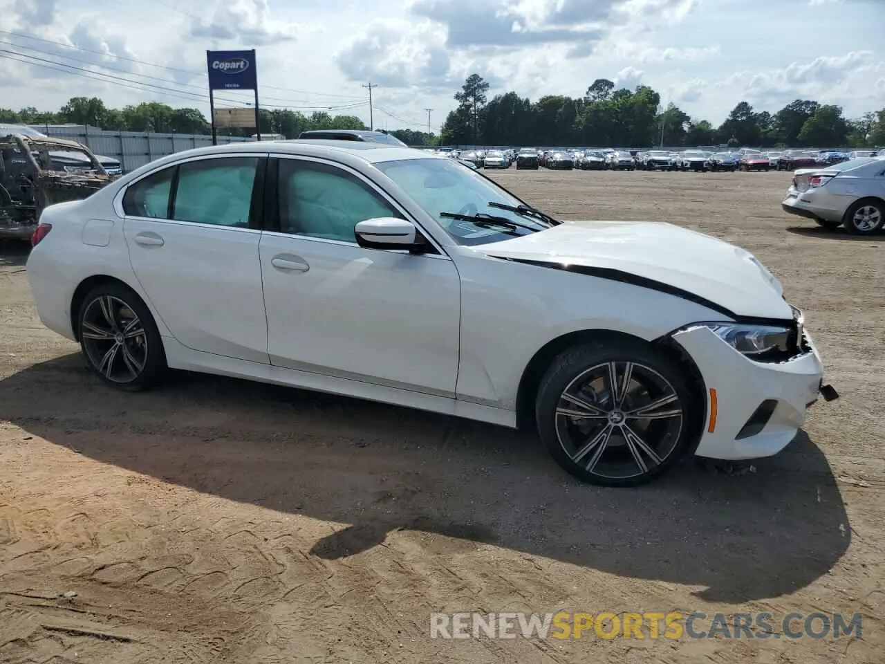 4 Photograph of a damaged car 3MW69FF09R8E12461 BMW 3 SERIES 2024