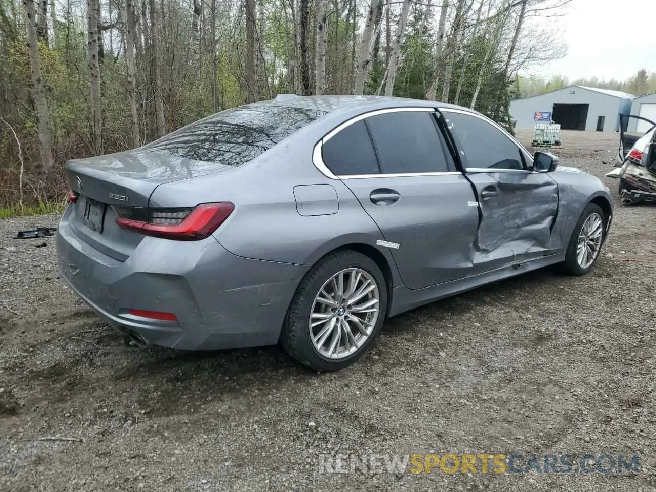 3 Photograph of a damaged car 3MW89FF00R8E63730 BMW 3 SERIES 2024