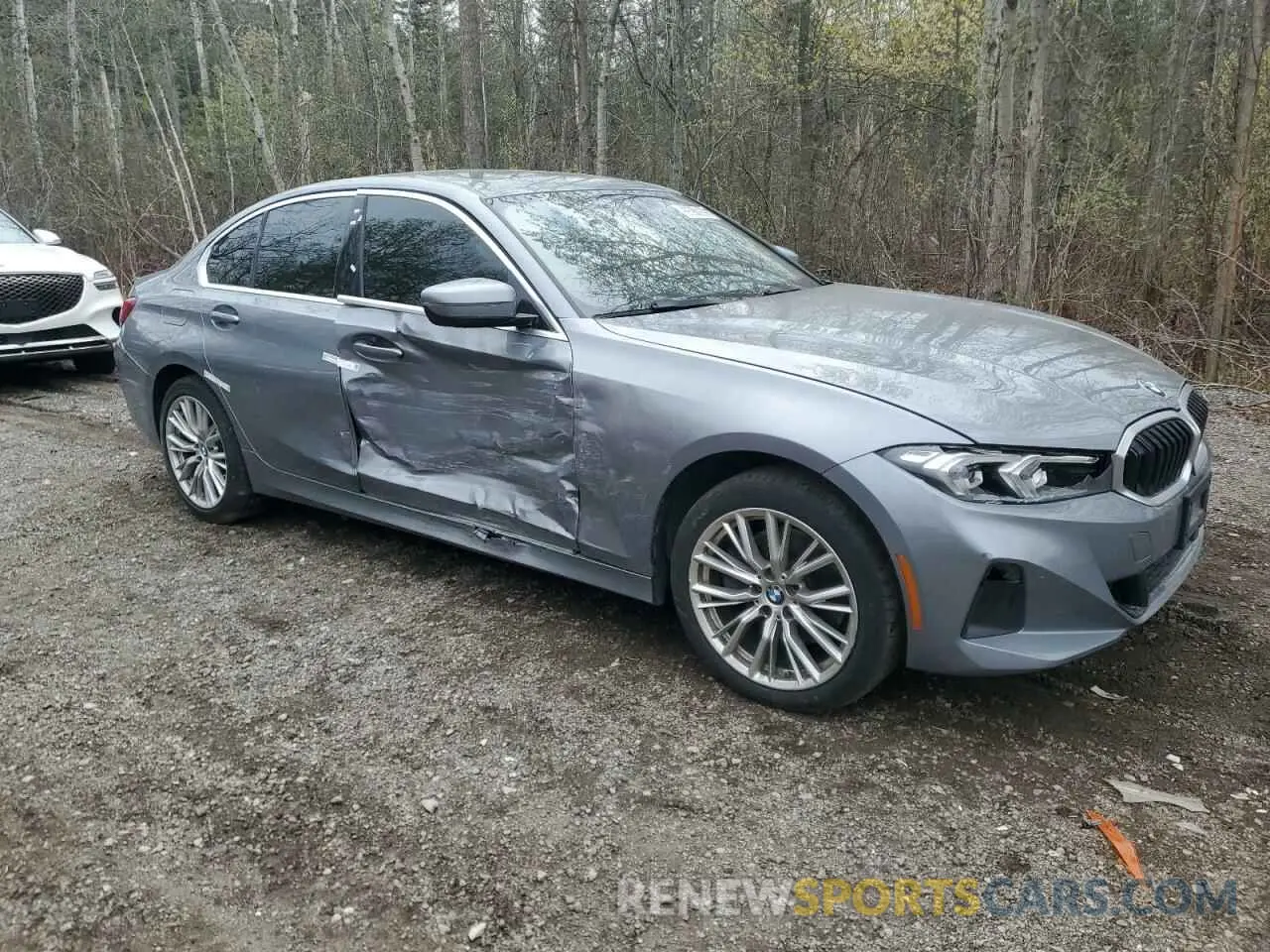 4 Photograph of a damaged car 3MW89FF00R8E63730 BMW 3 SERIES 2024