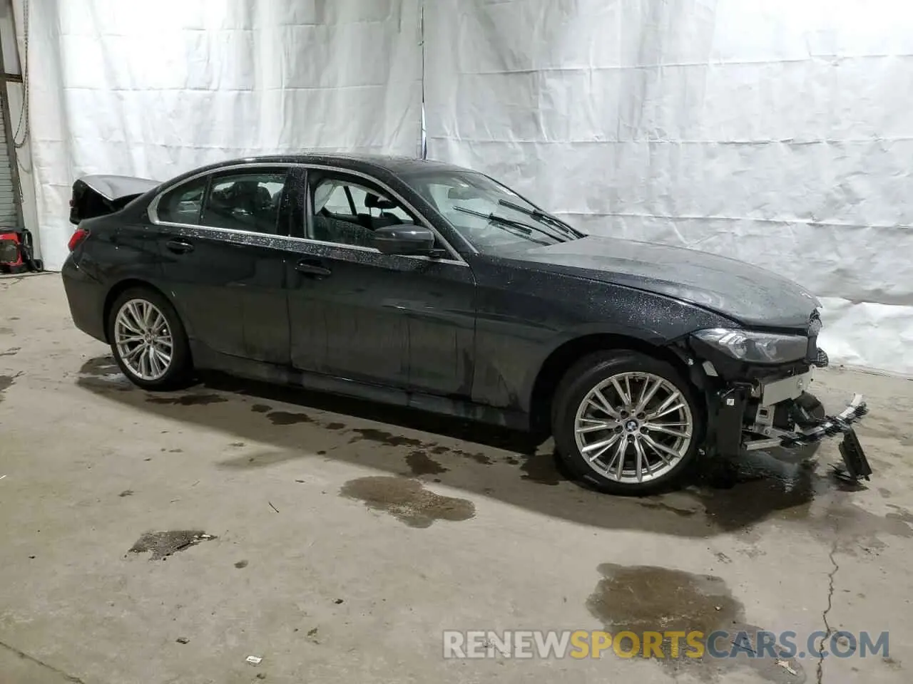 4 Photograph of a damaged car 3MW89FF00R8E75151 BMW 3 SERIES 2024