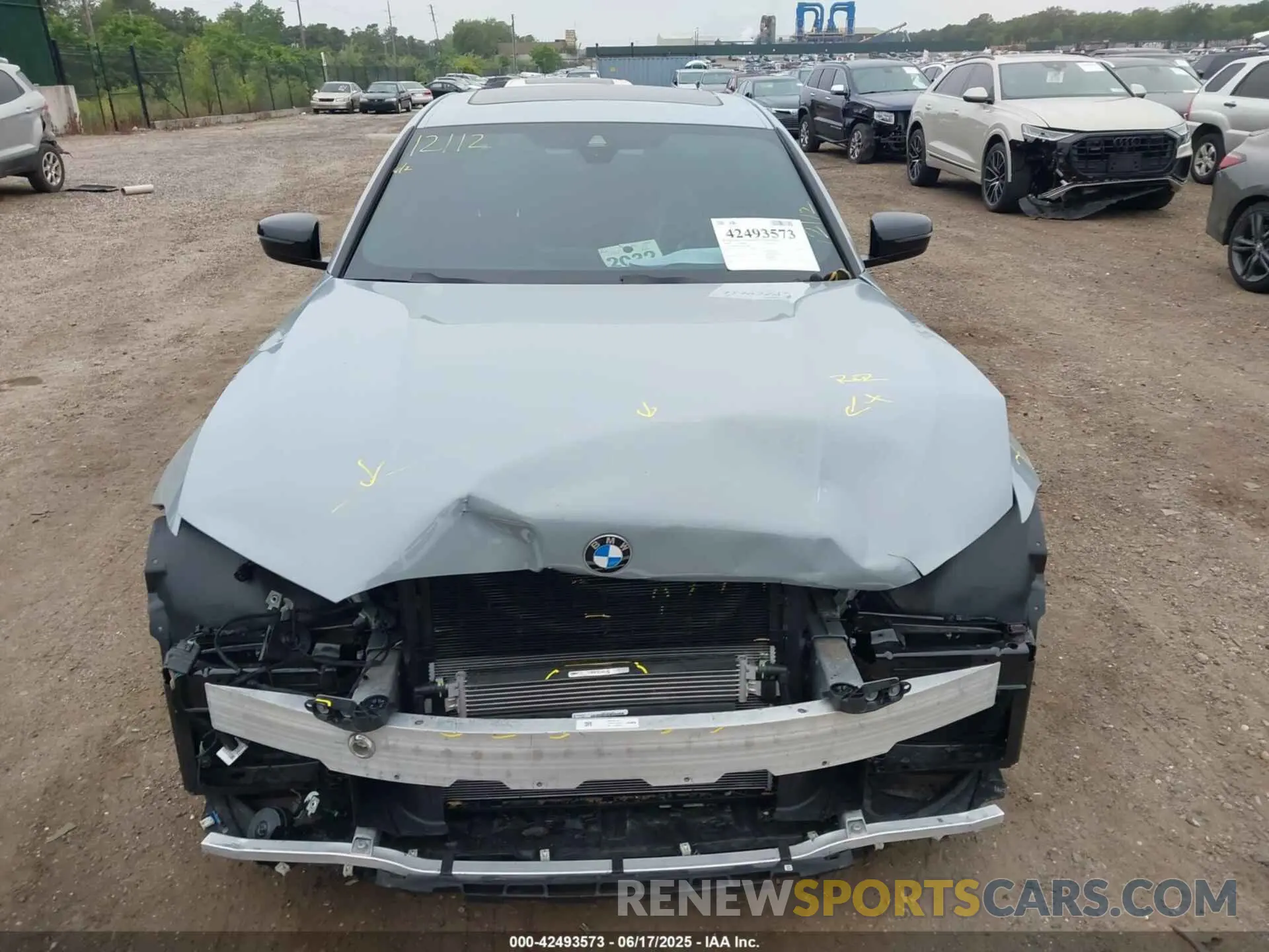 12 Photograph of a damaged car 3MW89FF01R8E35497 BMW 3 SERIES 2024