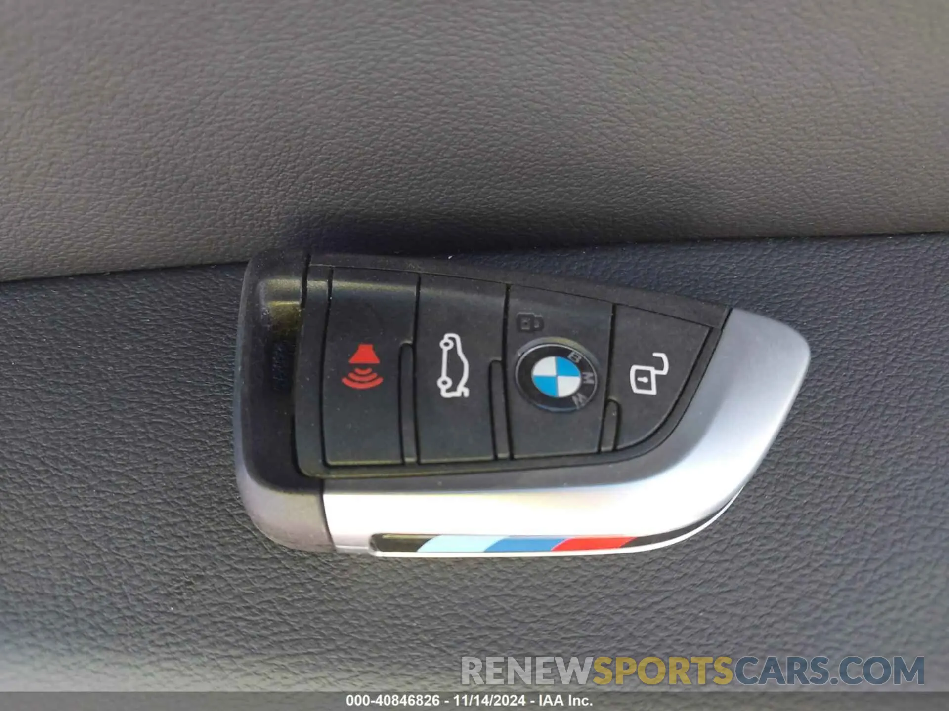 11 Photograph of a damaged car 3MW89FF01R8E78592 BMW 3 SERIES 2024