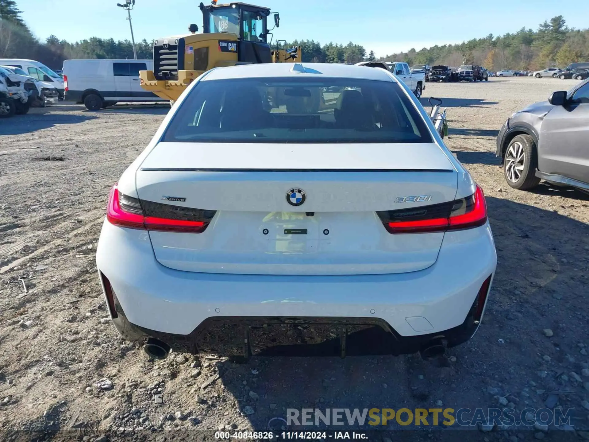 17 Photograph of a damaged car 3MW89FF01R8E78592 BMW 3 SERIES 2024