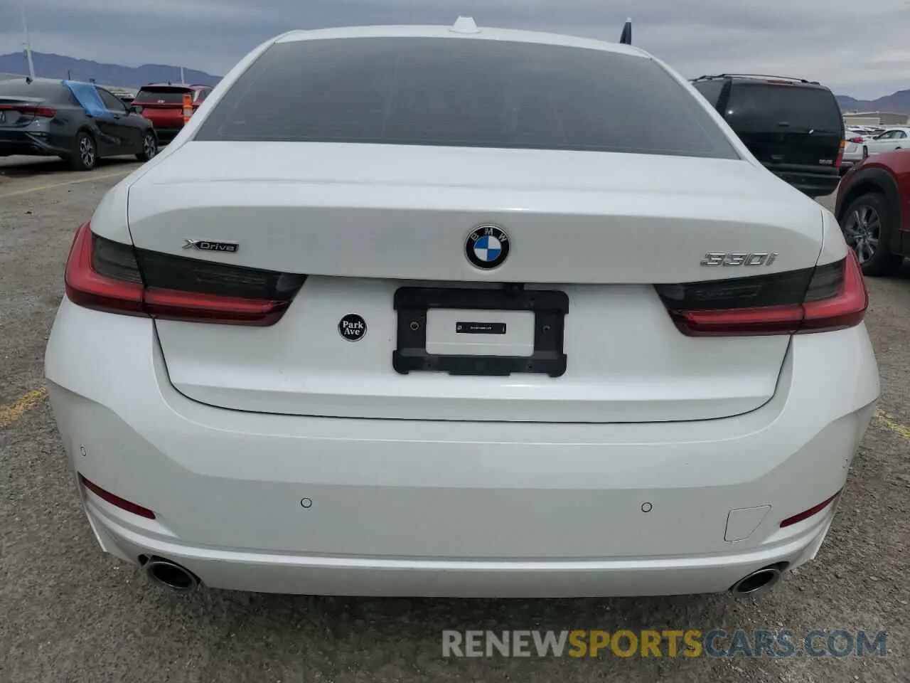 6 Photograph of a damaged car 3MW89FF03R8E14781 BMW 3 SERIES 2024