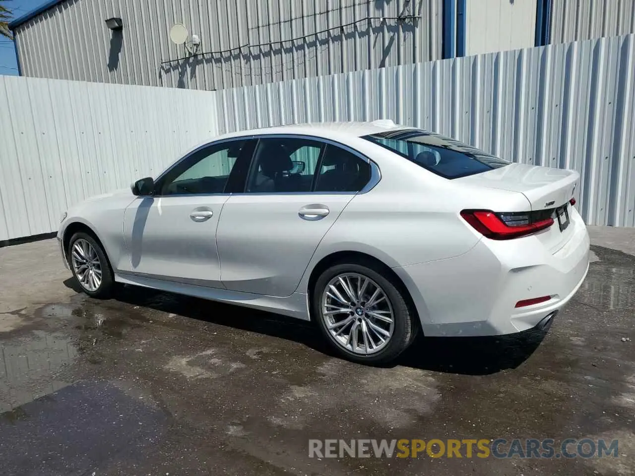 2 Photograph of a damaged car 3MW89FF03R8E49109 BMW 3 SERIES 2024