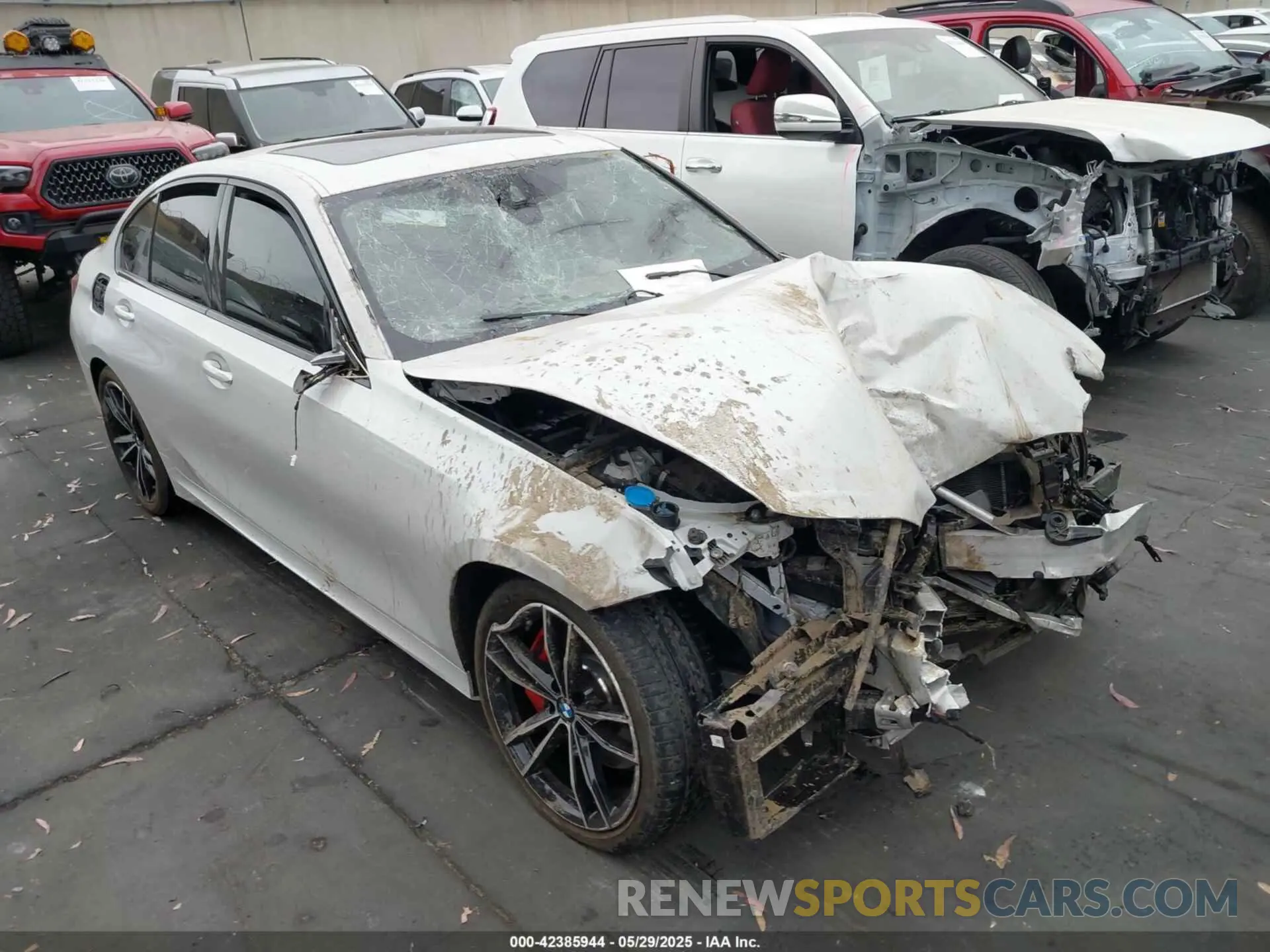 1 Photograph of a damaged car 3MW89FF04R8E44758 BMW 3 SERIES 2024