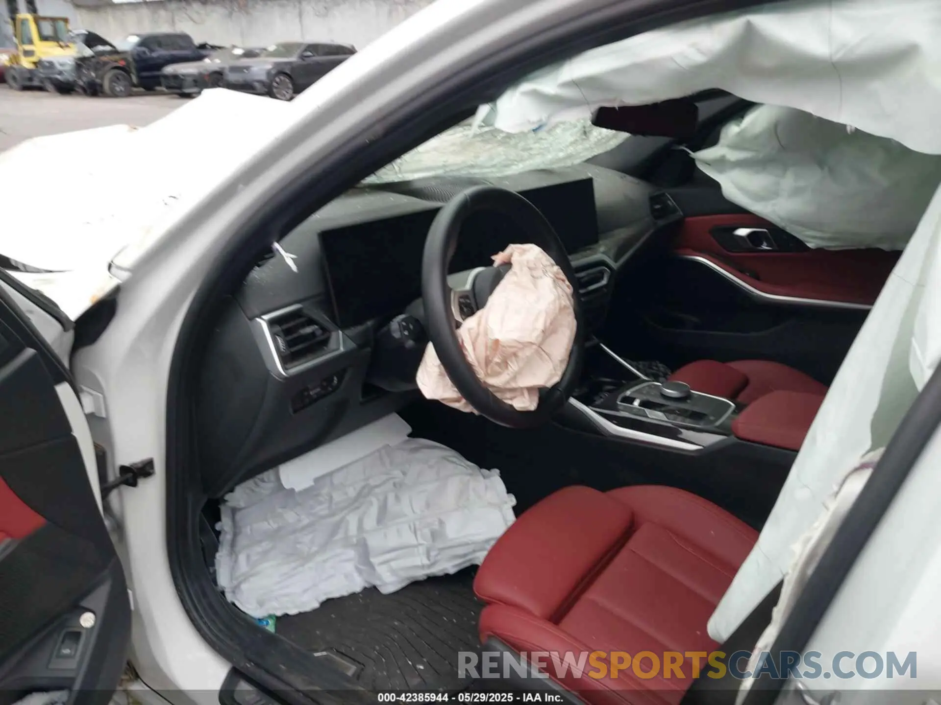 13 Photograph of a damaged car 3MW89FF04R8E44758 BMW 3 SERIES 2024