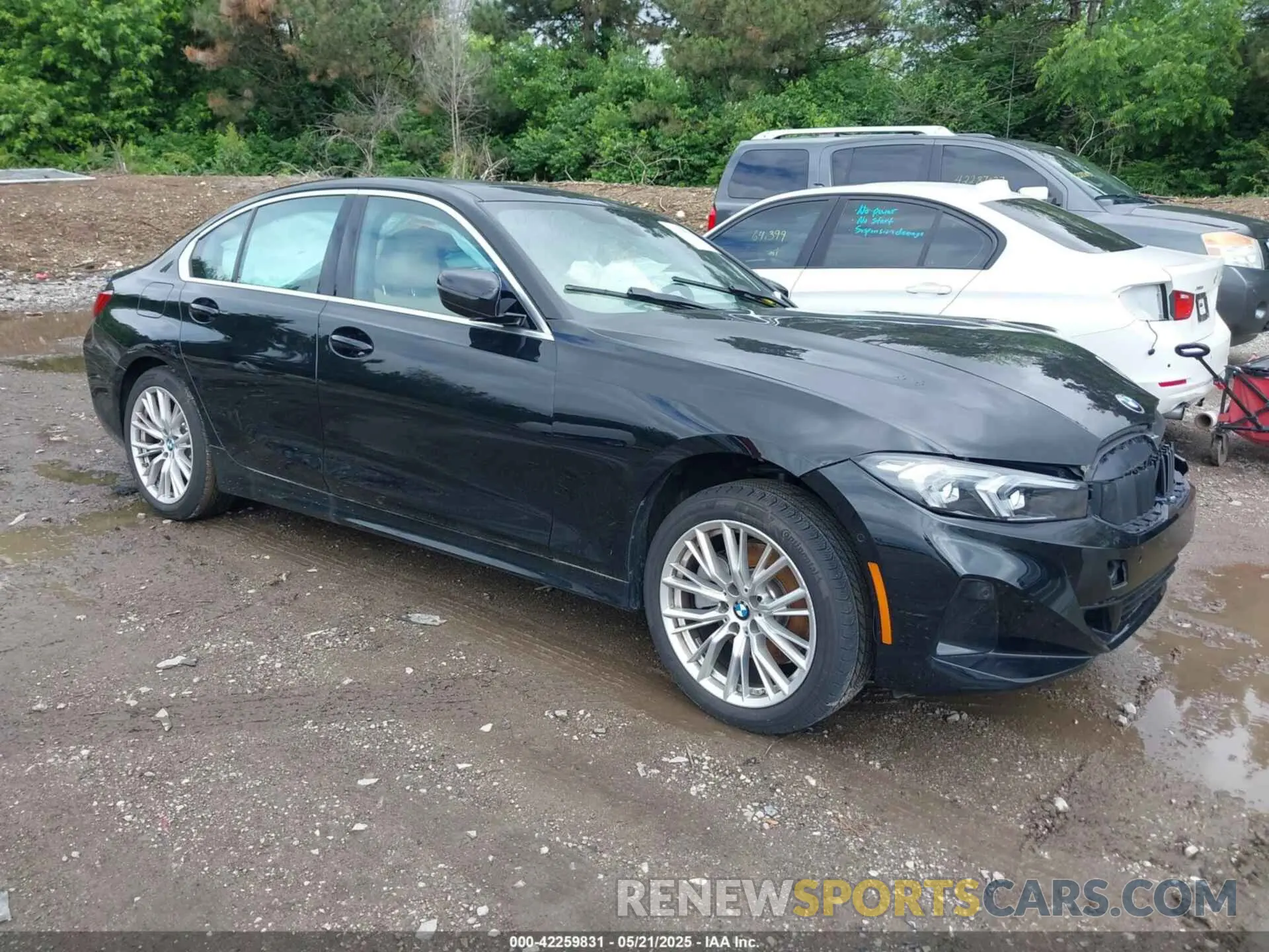 1 Photograph of a damaged car 3MW89FF04R8E72821 BMW 3 SERIES 2024