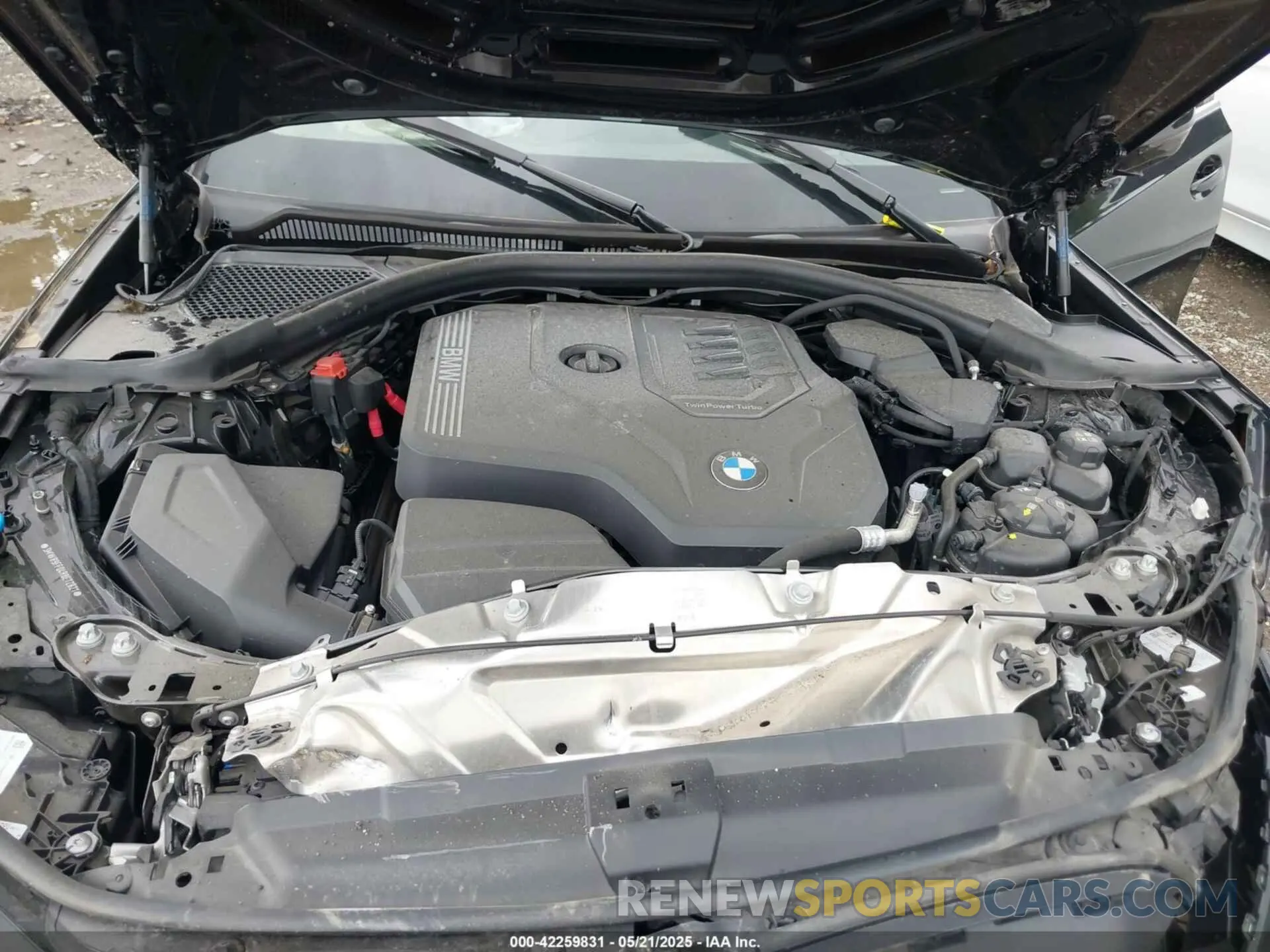 10 Photograph of a damaged car 3MW89FF04R8E72821 BMW 3 SERIES 2024