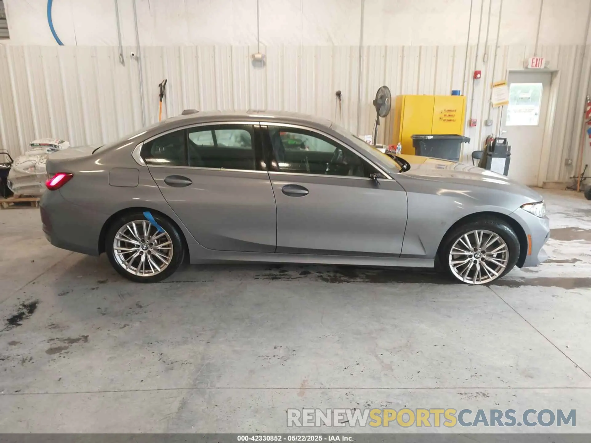 13 Photograph of a damaged car 3MW89FF05R8E54179 BMW 3 SERIES 2024