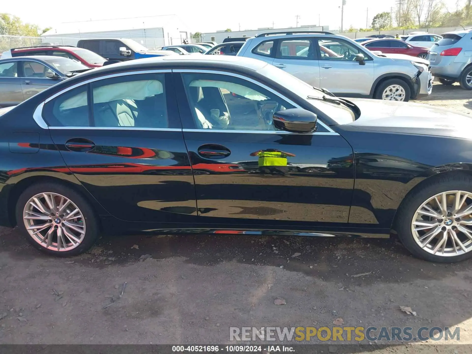 14 Photograph of a damaged car 3MW89FF06R8D89231 BMW 3 SERIES 2024