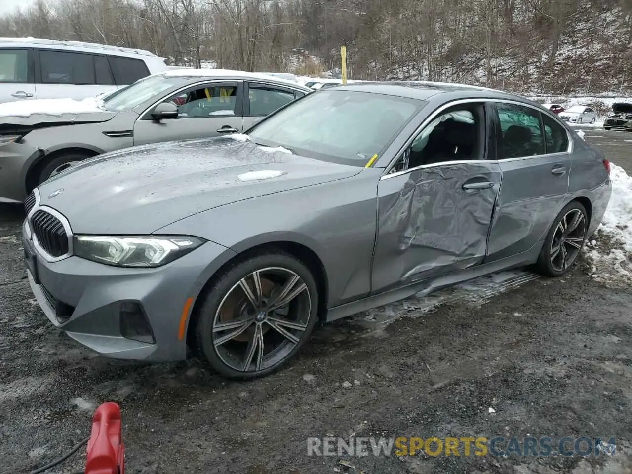 1 Photograph of a damaged car 3MW89FF06R8D90914 BMW 3 SERIES 2024