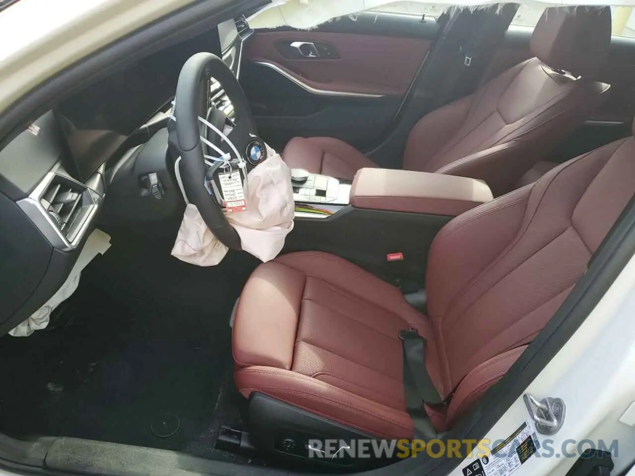 7 Photograph of a damaged car 3MW89FF06R8E36399 BMW 3 SERIES 2024