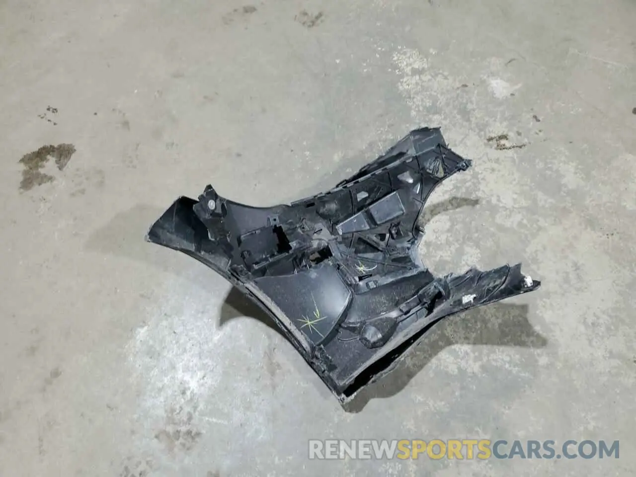 12 Photograph of a damaged car 3MW89FF09R8E65380 BMW 3 SERIES 2024