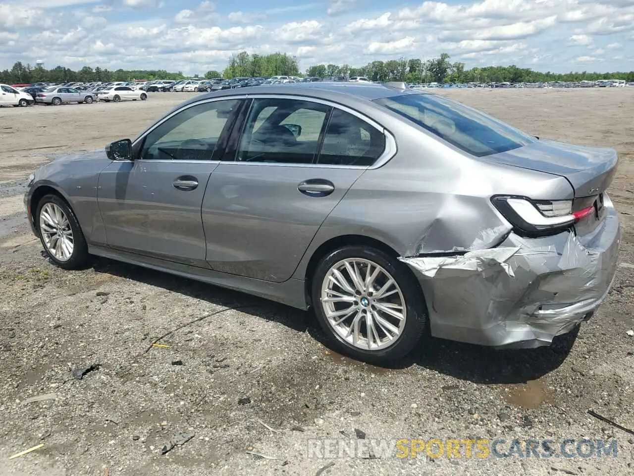 2 Photograph of a damaged car 3MW89FF09R8E76881 BMW 3 SERIES 2024