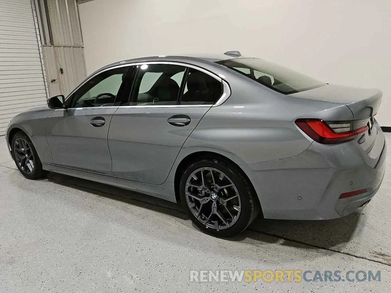2 Photograph of a damaged car 3MW69CW00S8F06572 BMW 3 SERIES 2025
