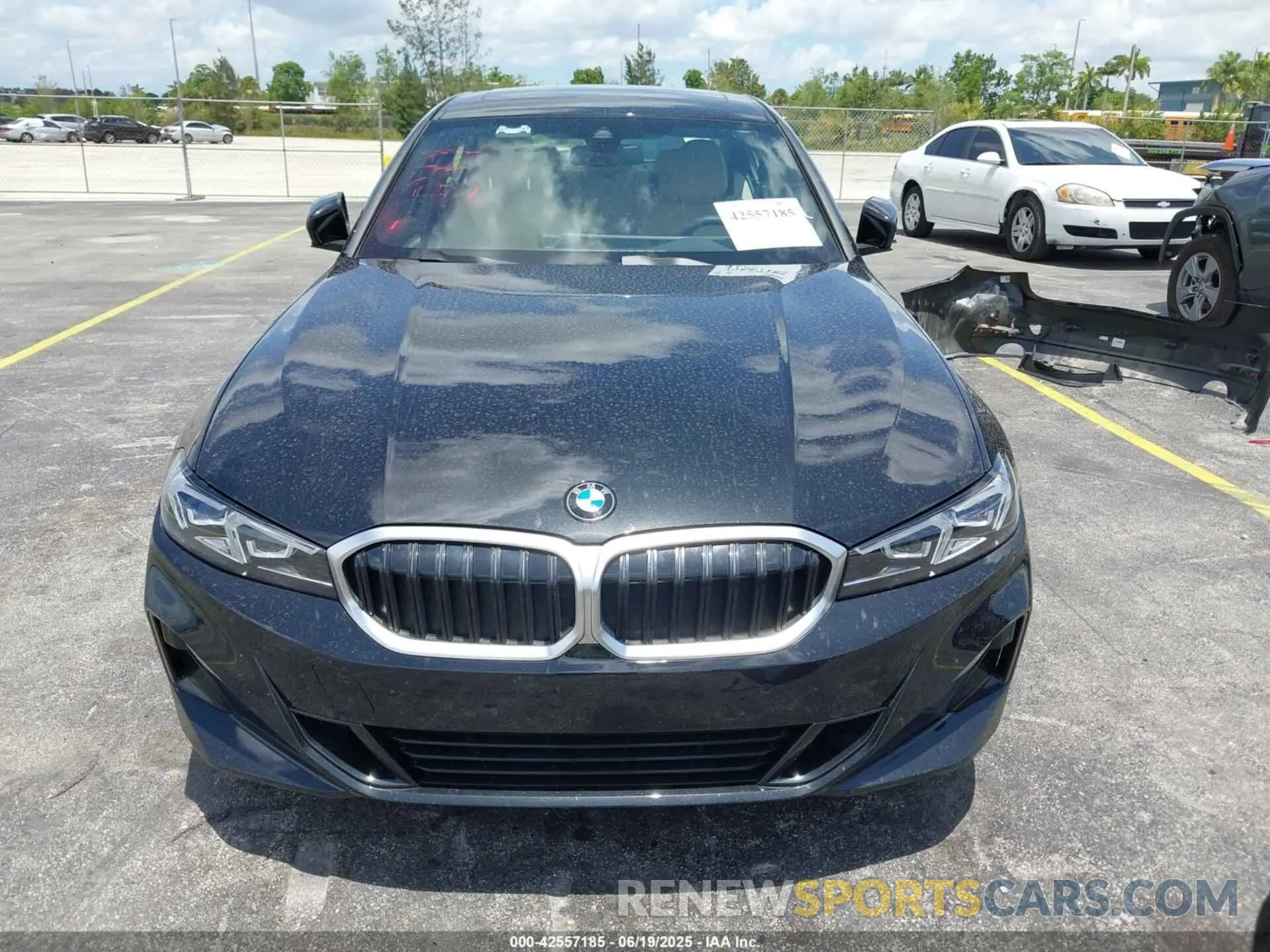 13 Photograph of a damaged car 3MW69CW00S8F33027 BMW 3 SERIES 2025